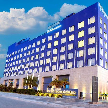 The Elite Narasapura, A Member Of Radisson Individuals Hotell Exteriör bild