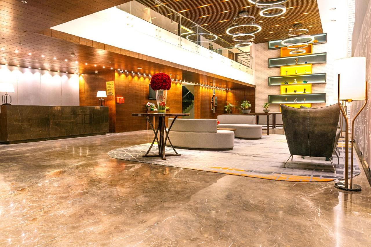 The Elite Narasapura, A Member Of Radisson Individuals Hotell Exteriör bild