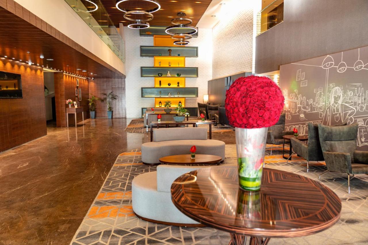 The Elite Narasapura, A Member Of Radisson Individuals Hotell Exteriör bild