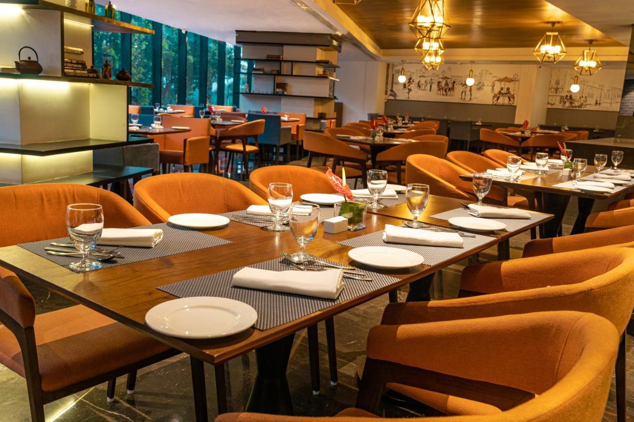 The Elite Narasapura, A Member Of Radisson Individuals Hotell Exteriör bild