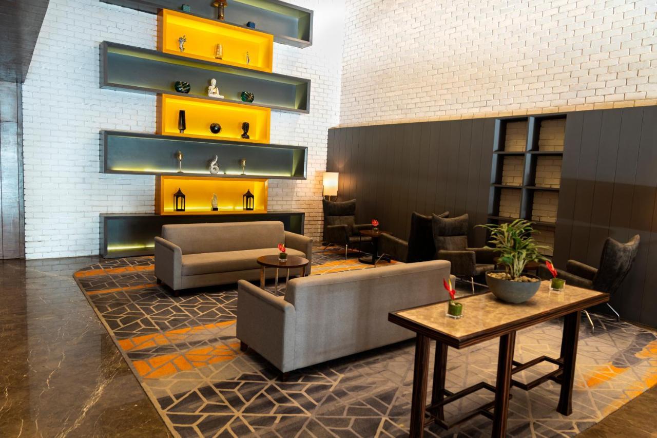 The Elite Narasapura, A Member Of Radisson Individuals Hotell Exteriör bild