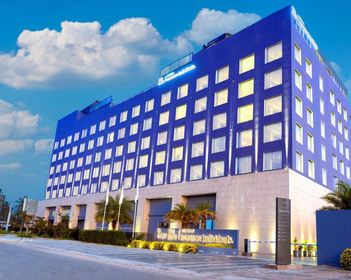 The Elite Narasapura, A Member Of Radisson Individuals Hotell Exteriör bild
