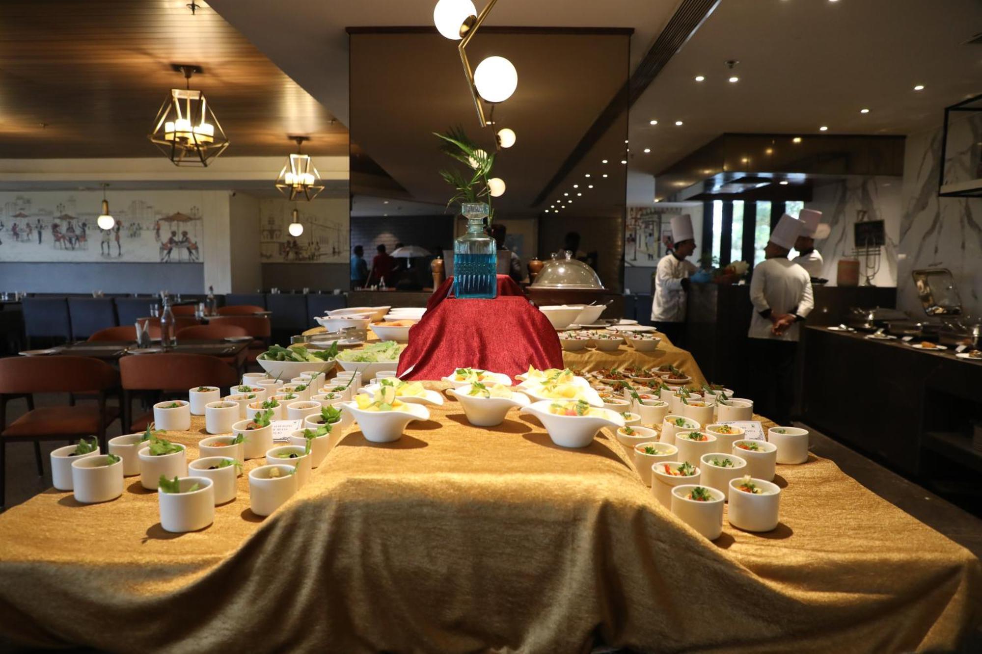 The Elite Narasapura, A Member Of Radisson Individuals Hotell Exteriör bild