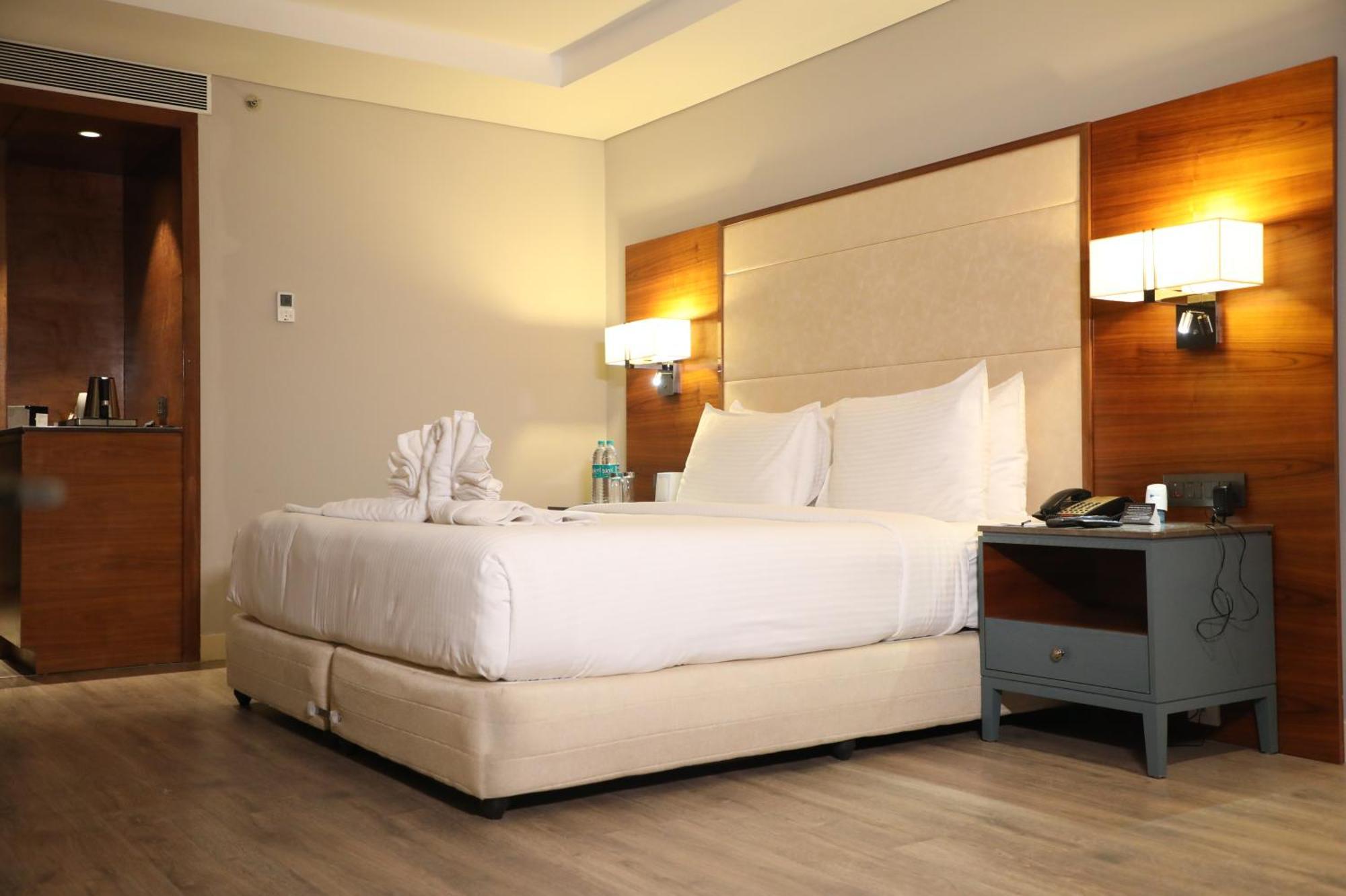 The Elite Narasapura, A Member Of Radisson Individuals Hotell Exteriör bild